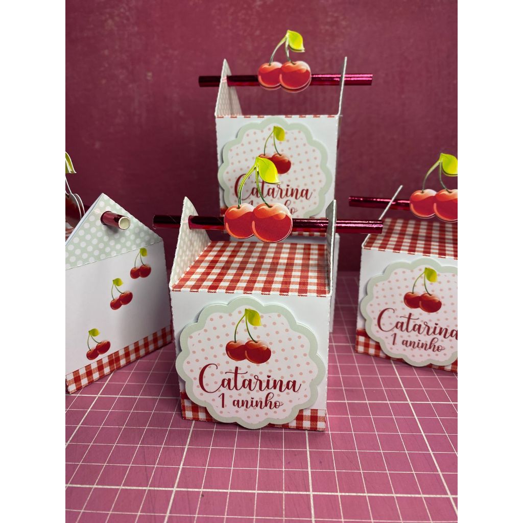 Caixas Canudos Cereja - Cerejinha - Frutas - lembrancinhas - festa infantil - aniversário - Caixas Personalizadas
