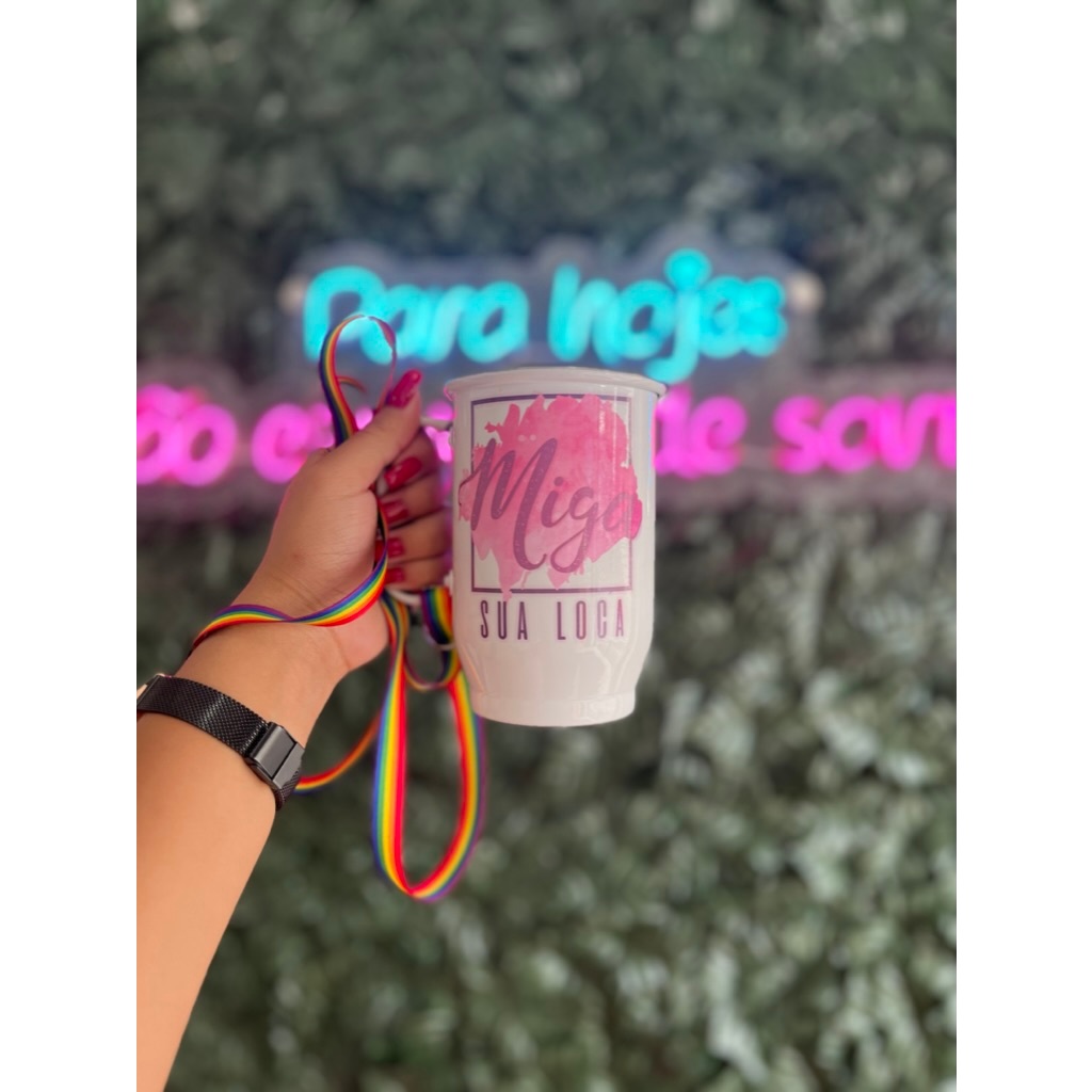 Caneca de Aluminio, 650ml, Branca, com Tirante. Frase: "Miga, sua loca. Te amo pra sempre!