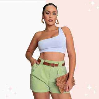 Short Feminino Listrado Alfaiataria Social com cinto