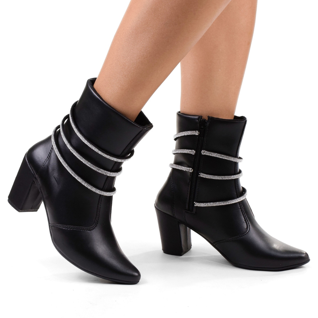 Bota Feminina Bico Fino com Strass