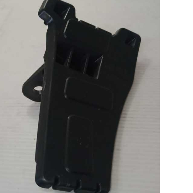 SUPORTE GUIA INT. PARACHOQUE TRAS. HB20 HATCH 2023/  L.D