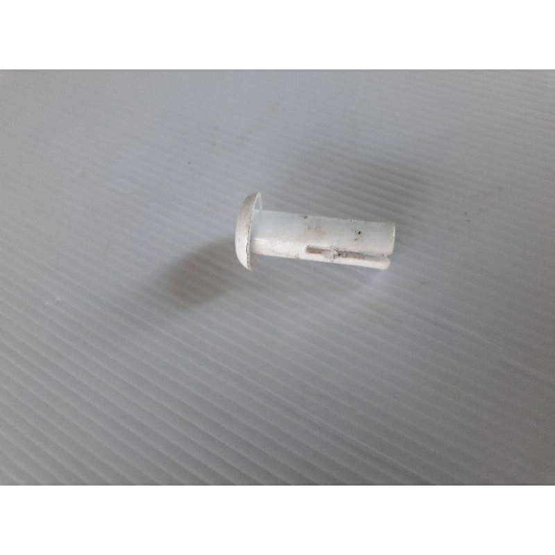 Pino do ventilador Mondial 30cm usado excelente