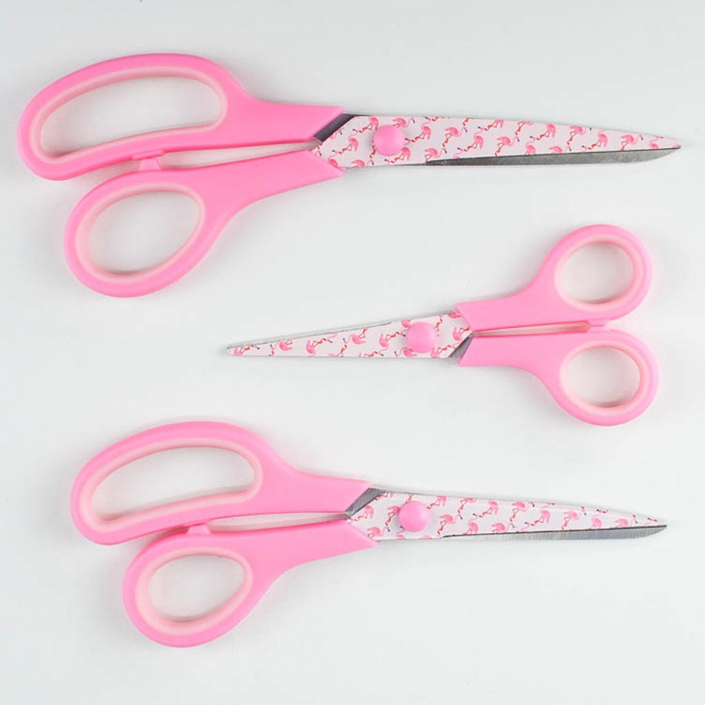 Kit 3 Tesouras Decoradas Corte Costura, Artesanato, Patchwork e Papelaria Aço Inoxidável - FLAMINGO