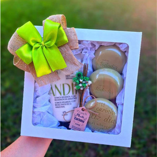 Kits presente Natura com sabonetes em barra cremes presente lembrancinha dia das mães natal aniversário dia da mulher