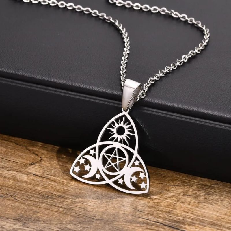 Colar Lua Tríplice Triluna  Aço Inoxidável Deusa Tríplice Pentagrama Triquetra Wicca Amuleto Sol Artesanal