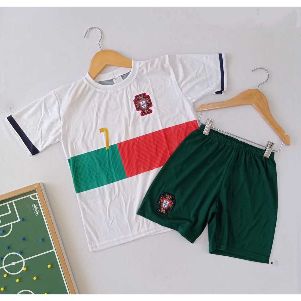 Conjunto Infantil de Time Futebol PORTUGAL Cristiano Ronaldo BRANCO Camisa e Short Envio Imediato