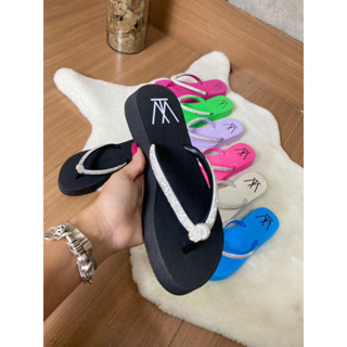 Chinelo Feminino Redondo Pedras Brilhosas