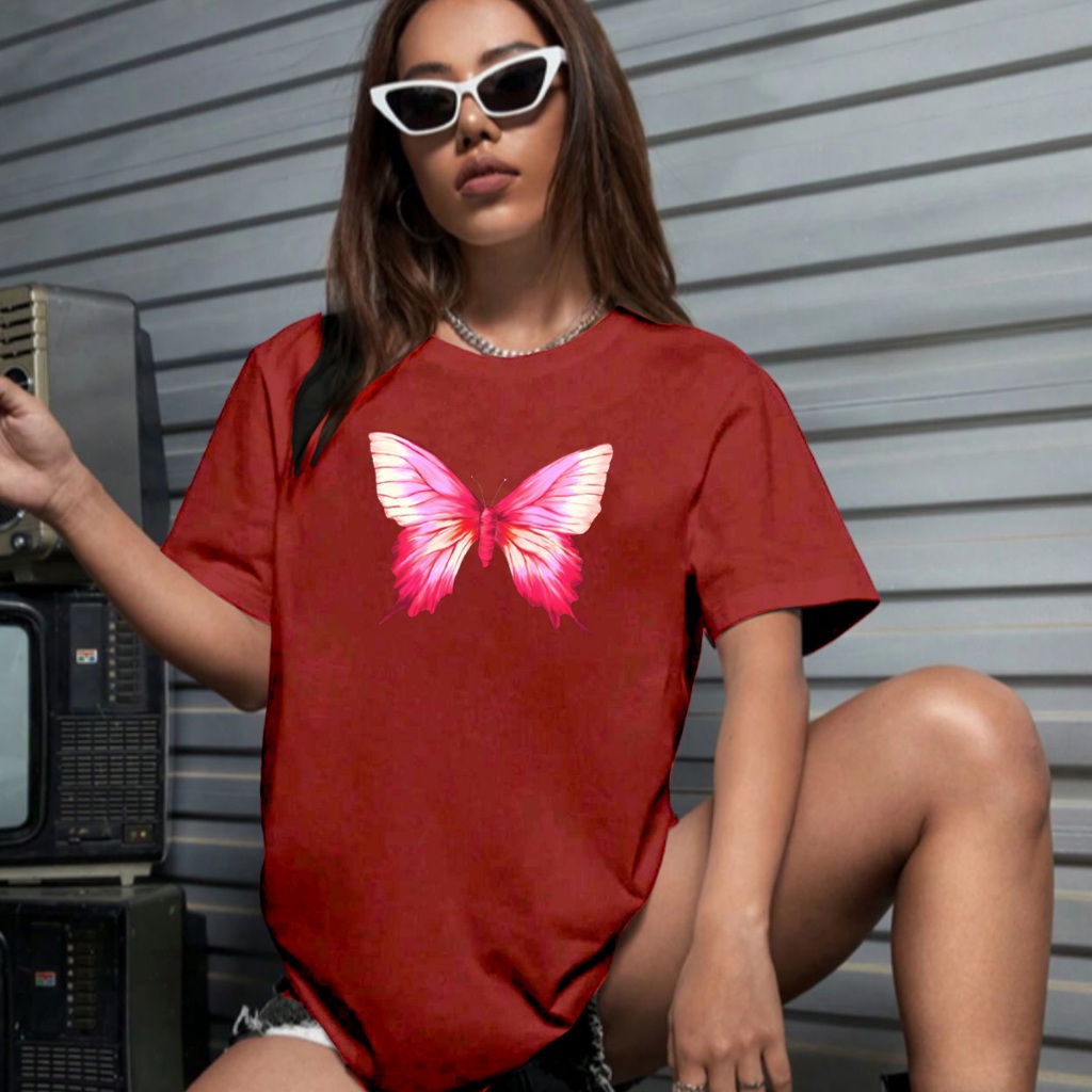 Camiseta Oversized Streetwear Plus Size Mulher Tumblr Aesthetic Estampada Desenho Borboleta Pétala 