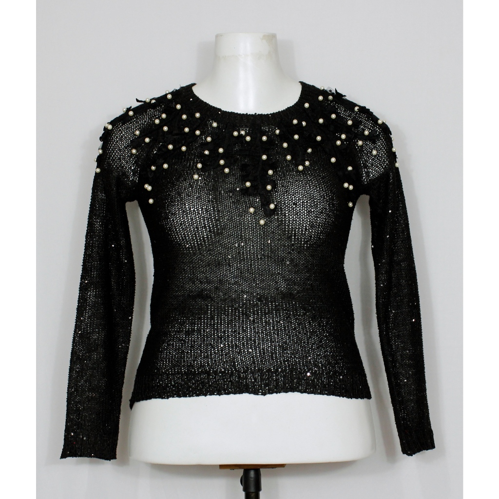 Blusa de tricot feminino preto com paetê e pérolas - Veste M/G - Ref. 1833 (brechó)