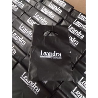 Kit com 100 Sacolas Plásticas Personalizados ( Tamanho 30x40 ) em Oferta na Shopee