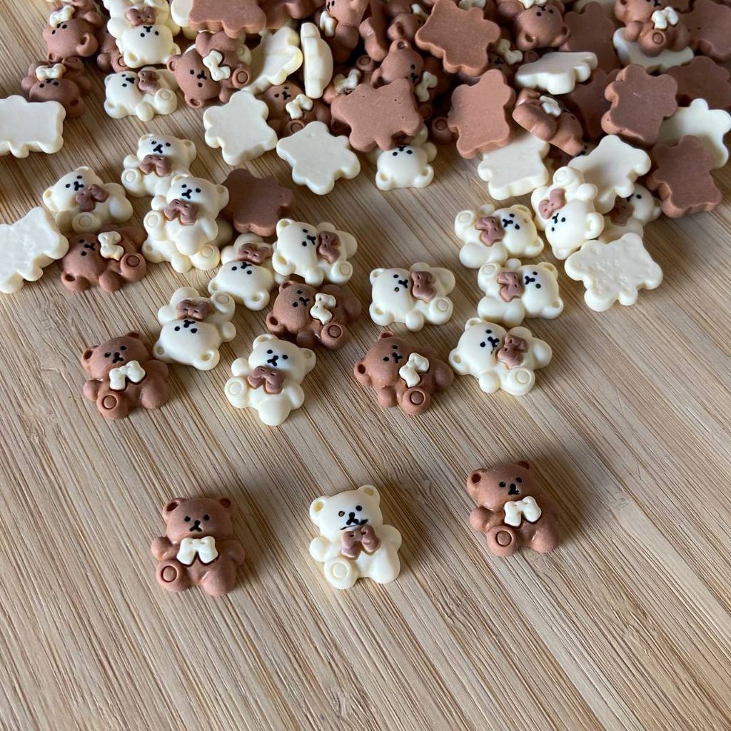 Aplique resina urso sortido 2cm pesonalizados festa infantil lembrancinha laceira Cod:200403 em Oferta na Shopee