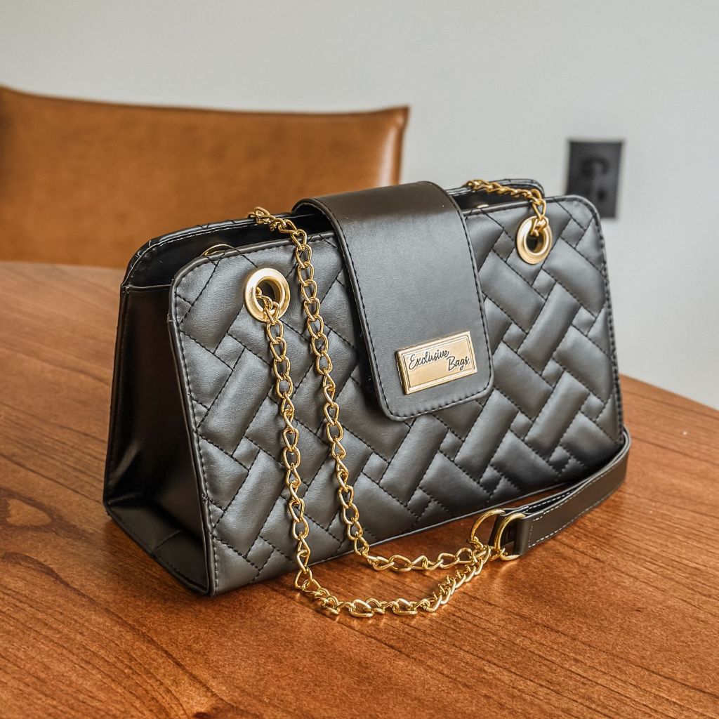 Bolsa Feminina Grande Bordada Transversal E De Ombro Alça Corrente Glamour
