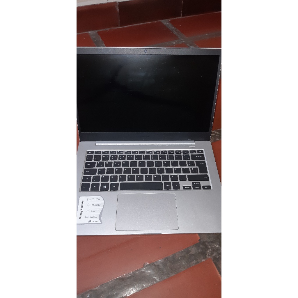 notebook samsung galaxybook snapdragon 4gb/128ssd/14"/w11 (USADO)