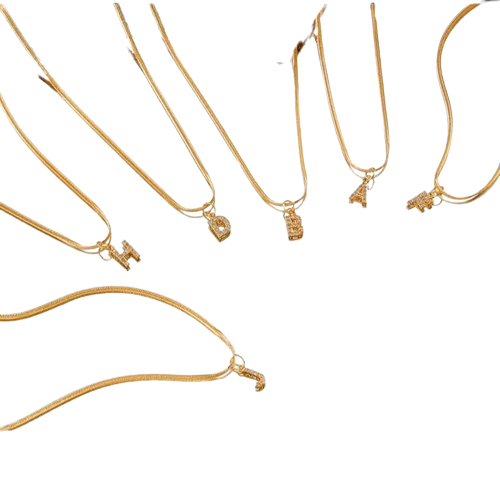 Colar Dourado Corrente Laminada Letra Inicial Choker L3018