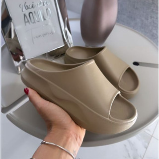 Chinelo Nuvem Slide Plataforma em E.V.A