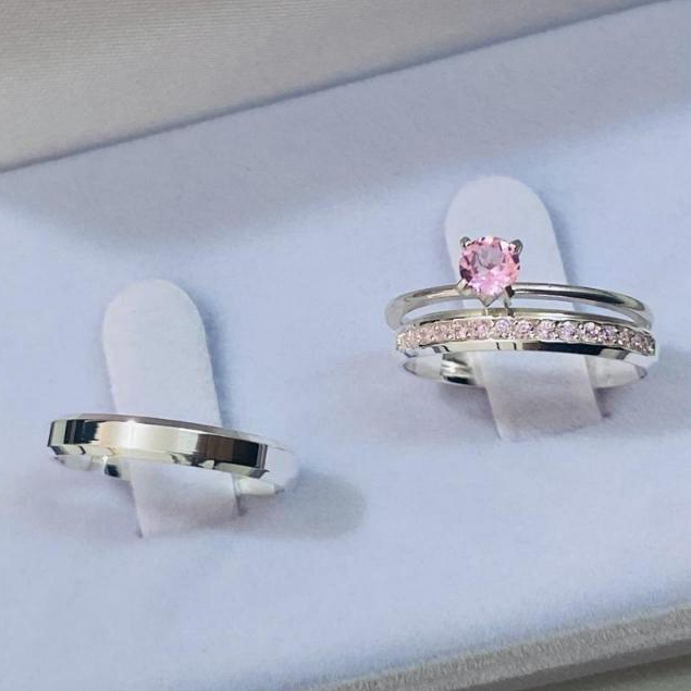 Aliança De Namoro em Prata 950 Com 15 Pedras Rosa + Anel Solitário