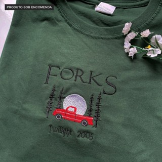 Camiseta ou moletom bordado verde - Forks - Crepúsculo