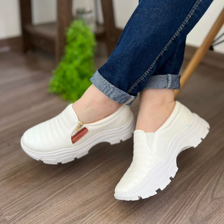 Tenis feminino plataforma, modelo mocassim em Oferta na Shopee