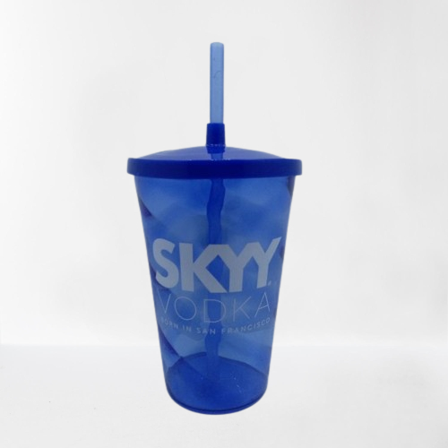 Kit com  40 Copos Vodka Skyy 700 Ml Acrílico Com Tampa E Canudo Original