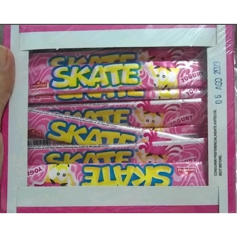 Bala Mastigável Skate Morango Iogurte c/50 - Imperial — imagem 2 de 2