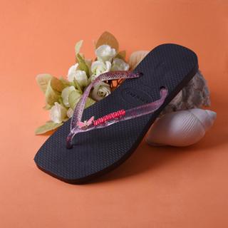 Chinelo Feminino Adulto Com Pingente Lançamento Super Confortável