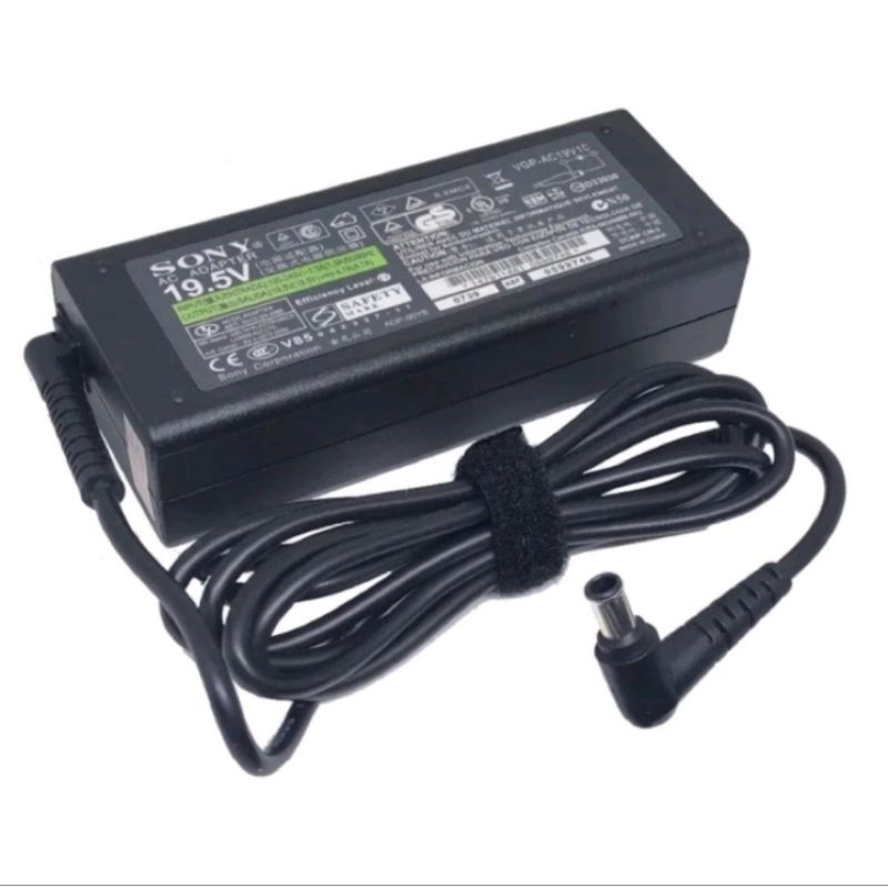 Fonte Carregador para Notebook Sony 19.5V 4.74A 90W Pino 6.0x4.0mm Compatível Vários Modelos