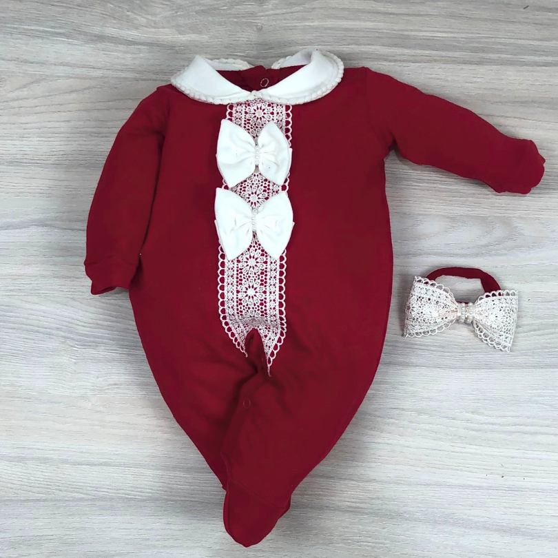 Macacão bebê menina com laço de renda e pérolas confortável Laura em Oferta na Shopee