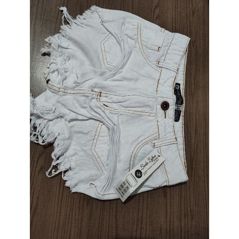 short jeans off-whit hot pant em Oferta na Shopee
