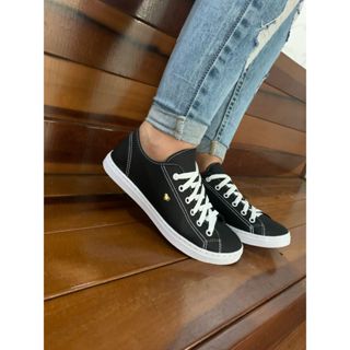 Tênis Feminino Casual Pecinha Coração