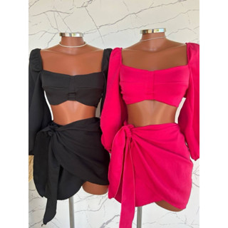Conjunto Feminino cropped manga longa e saia gringa alfaiataria