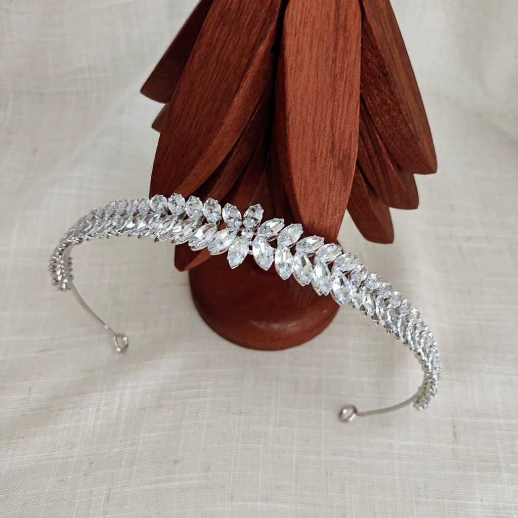 Coroa Tiara Porta Coque Prata Zircônia Floral Para Penteado Noiva Casamento no Air Livre Festa de 15 Anos Elegante Luxo
