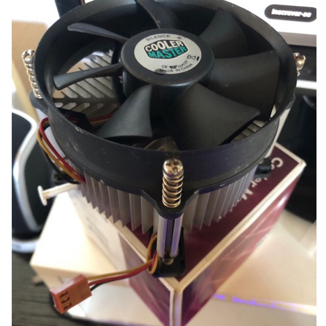 Coller Master Box soquet 775 intel core 2 duo ou quad core celeron
