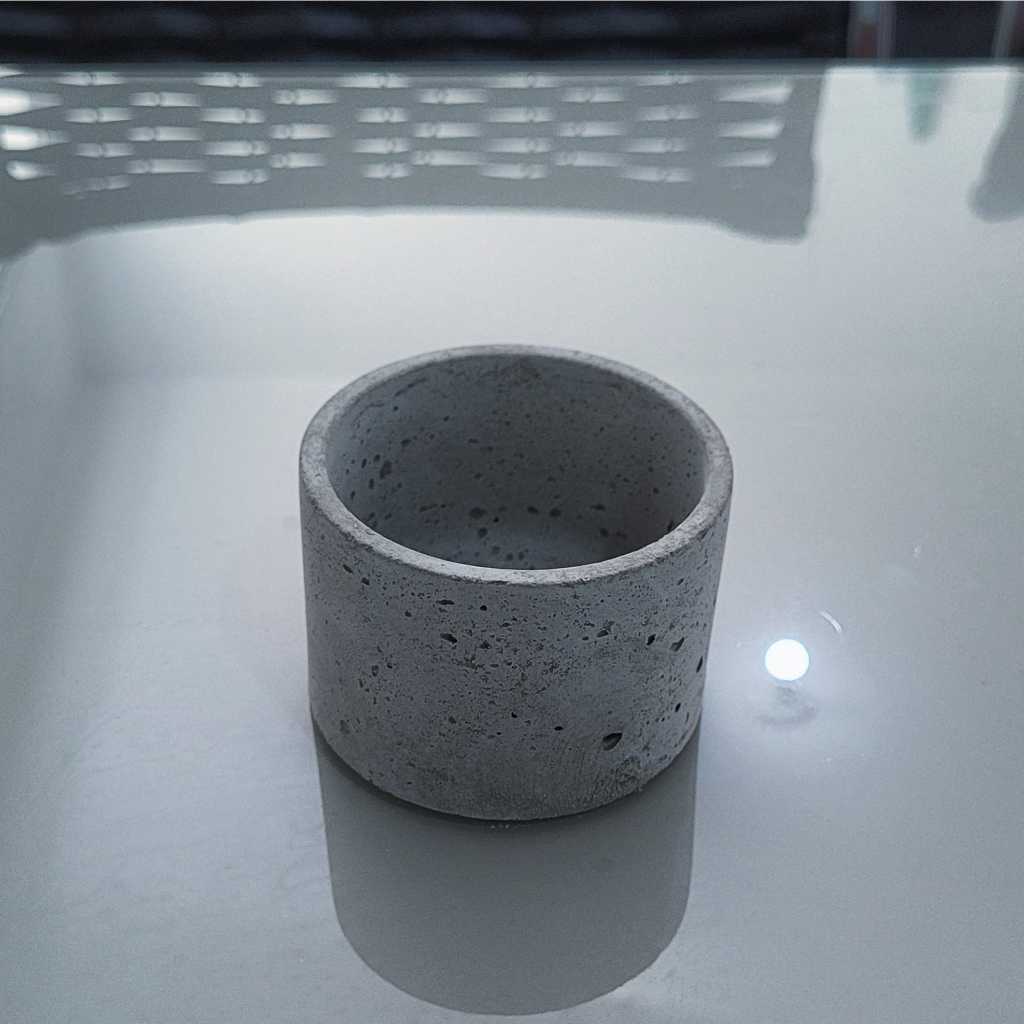 Vaso Redondo Baixo de Cimento 5,4 cm MD MALEOGA