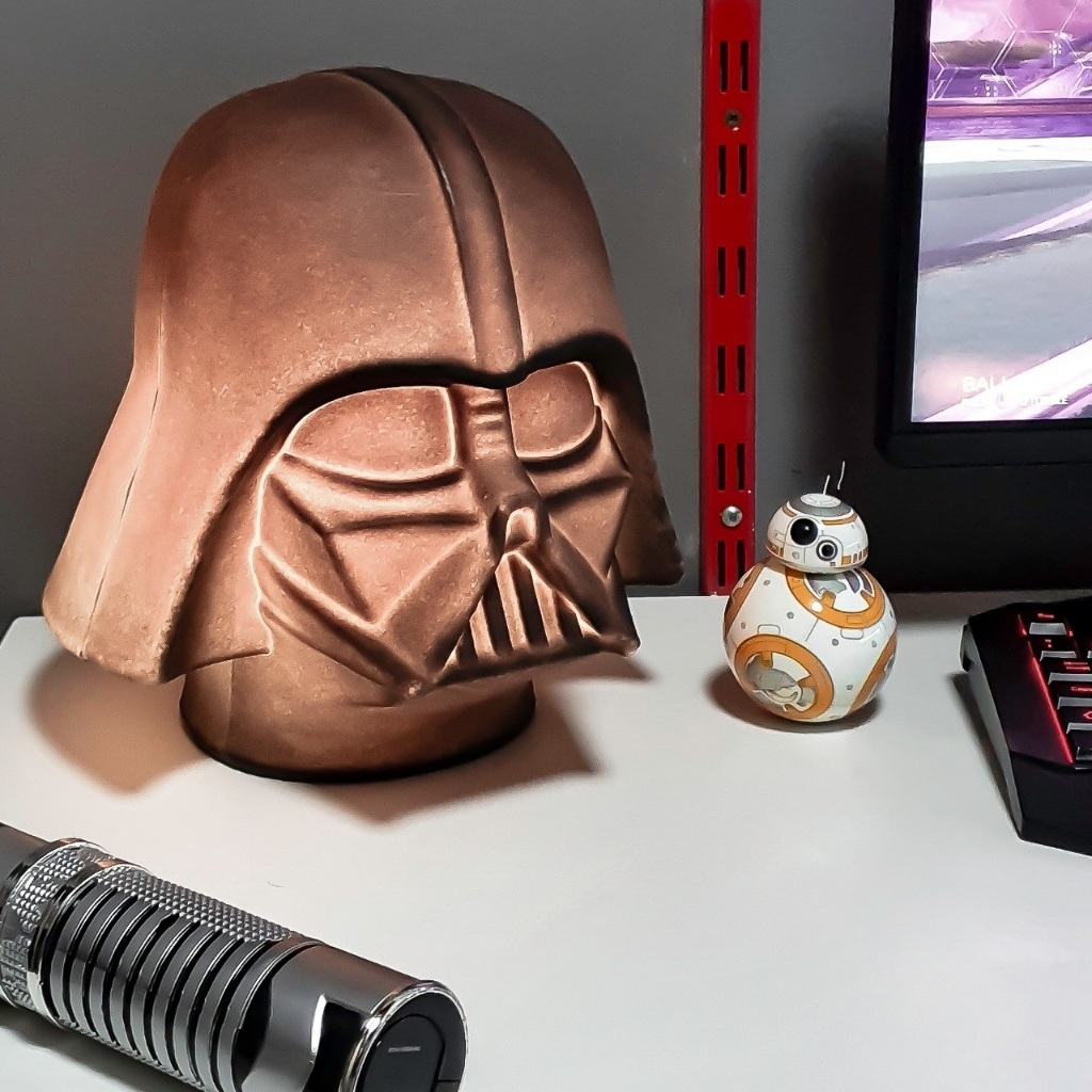 LUMINÁRIA DE MESA DARTH VADER STAR WARS ABAJUR ILUMINAÇÃO BIVOLT