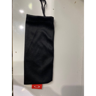 4 saquinhos de pano para oculos