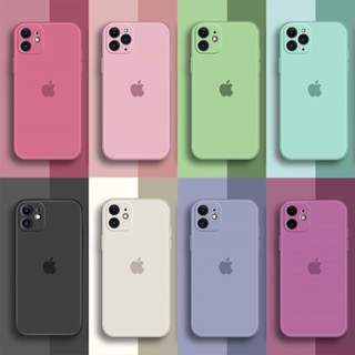 Capinha Celular para iPhone 12 Silicone Com Proteção de Câmera Aveludada
