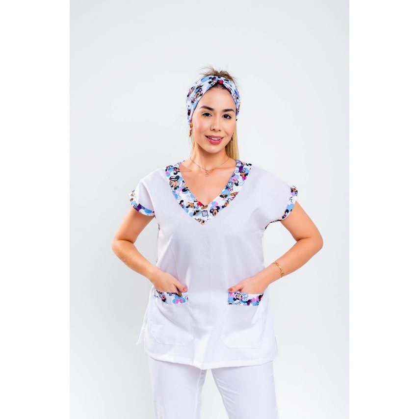 Blusa feminina Bata Scrub detalhe estampado VARIAS ESTAMPAS  enferm, veterin, cuidadora, area saude