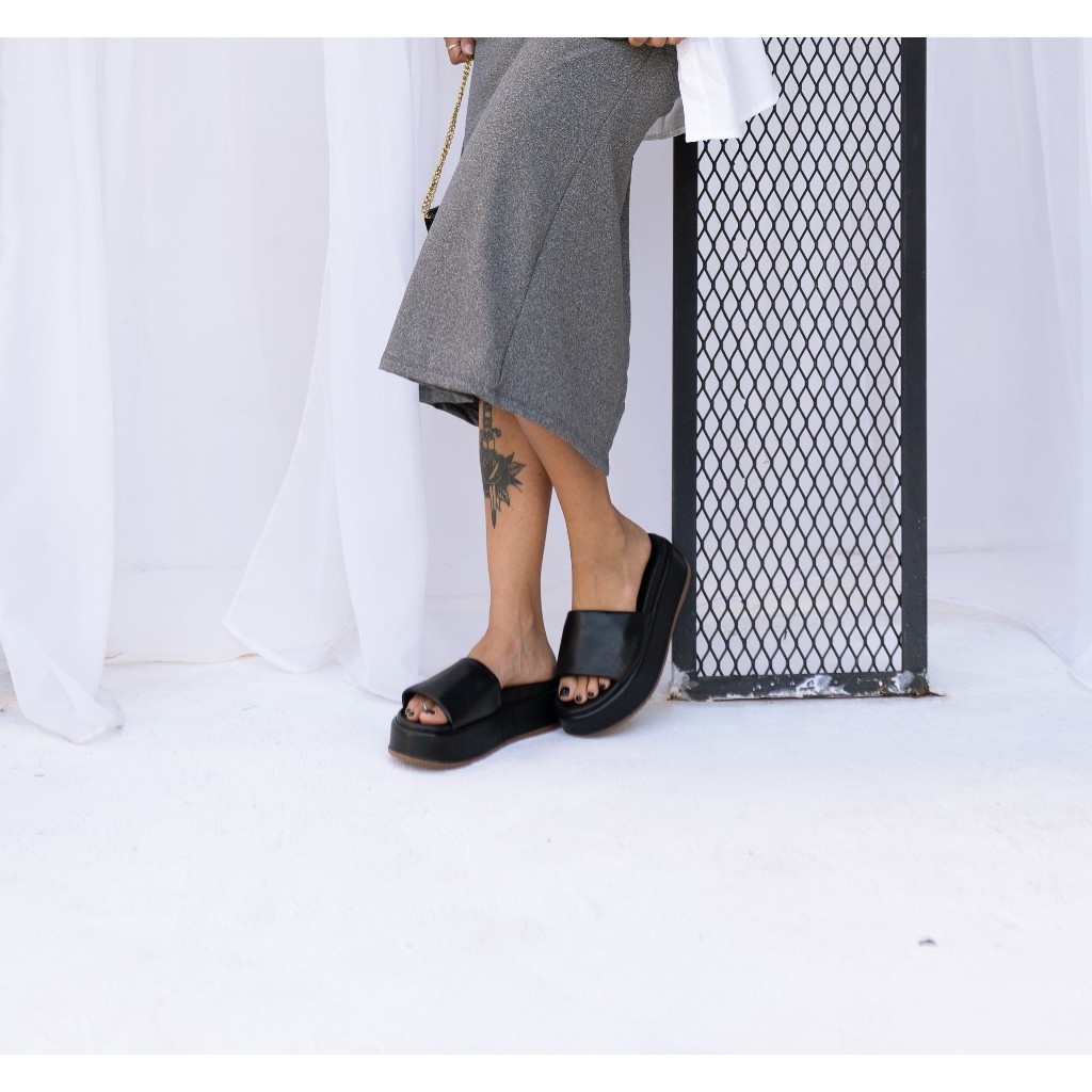 Sandalia Papete Dubuy Tamanco Feminino Preto Babi 2062DB em Oferta na Shopee