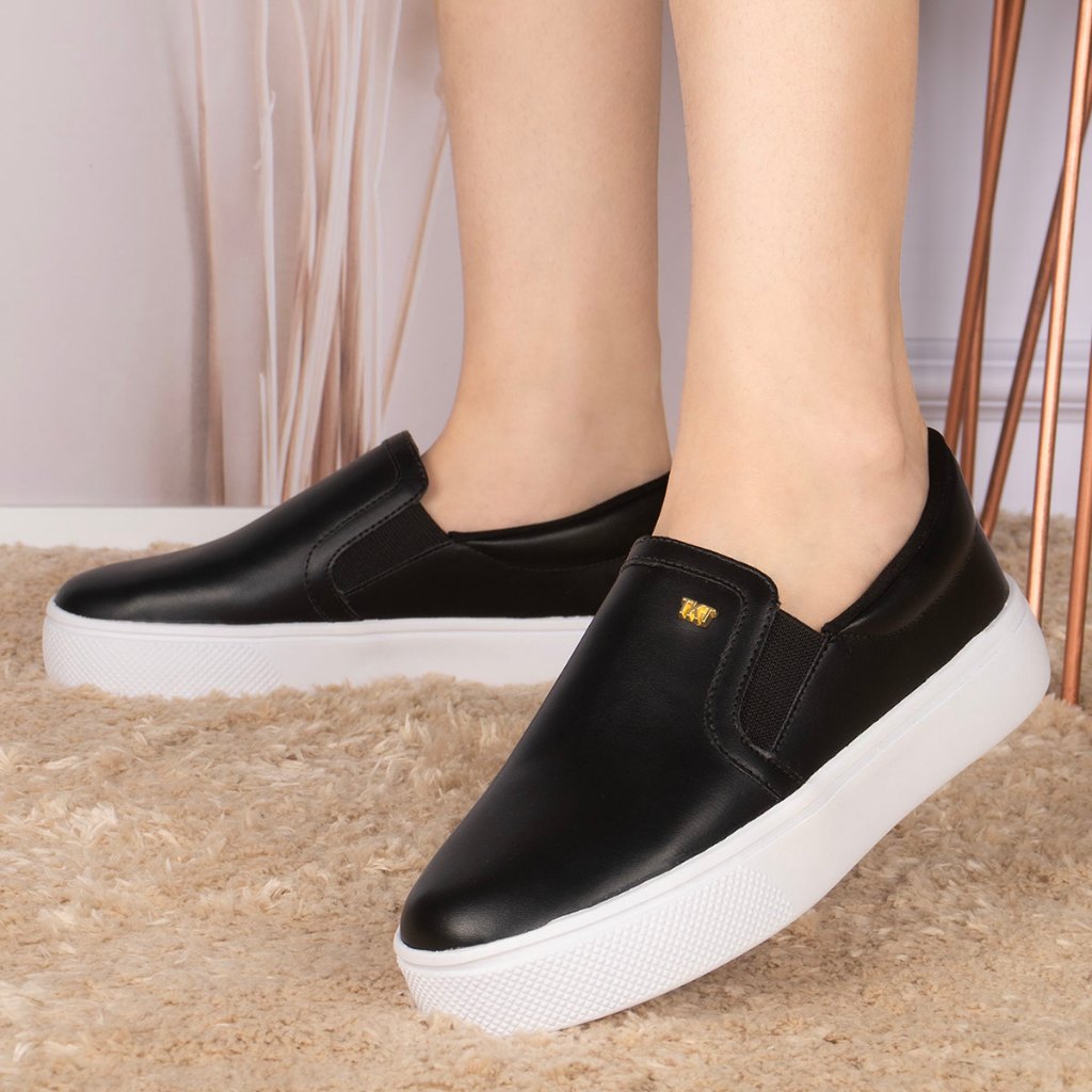 Tênis Feminino casual Confortável Yatch ou Iate Calce Facil Slip On Promoção