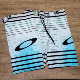 Bermuda Oakley Elastano Tactel Estampada MOD.10