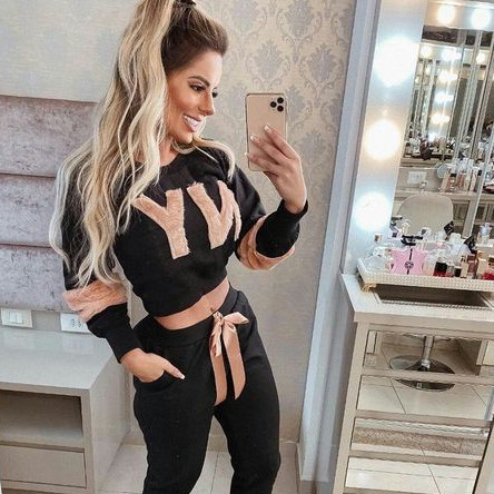 Conjunto Moletom Feminino Pelucia Manga Longa Inverno Frio Modinha Roupas Inverno Moda Blogueira