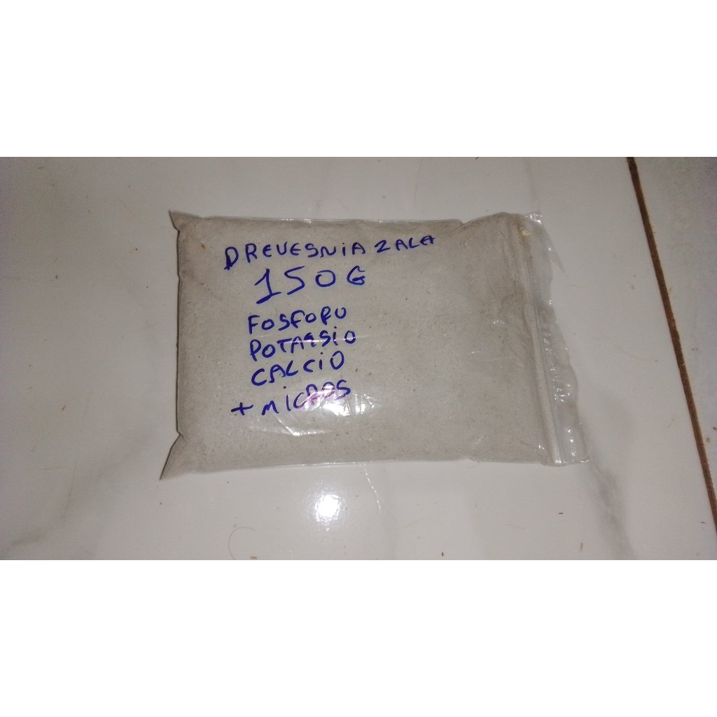 Drevesnia Zala Adubo especial de receita russa,a base de cinzas vegetais,corrige ph micronutrientes 150g
