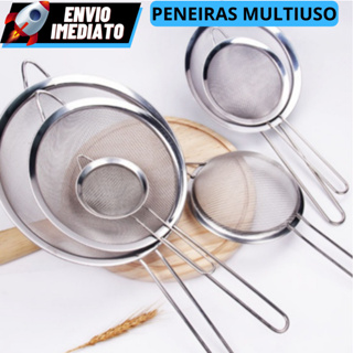 OFERTA Peneira Peneiras Coador Suco, Farofas Em Aço Inox Para Cozinha Multiuso Universal Vários Tamanhos Disponíveis em Oferta na Shopee