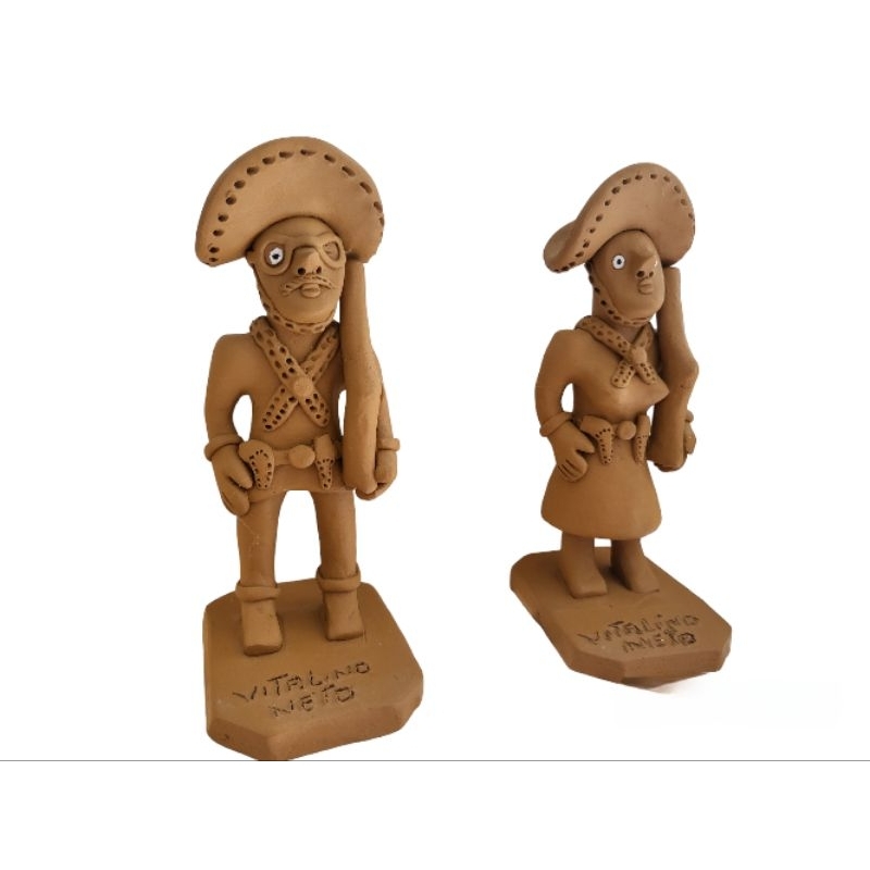 Escultura de Barro Lampião e Maria Bonita
