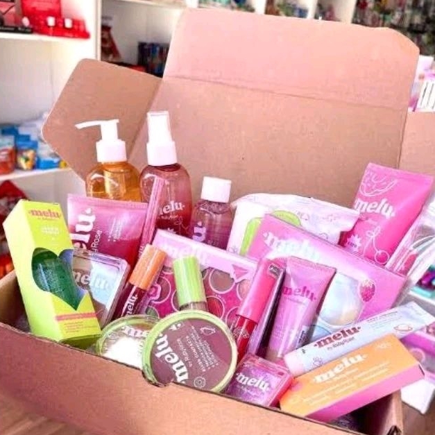 kit com 20 itens de maquiagem