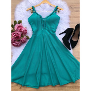 vestido decote decotado detalhe trancinhas alça alcinha bojo rodado gode boneca moda feminina liso