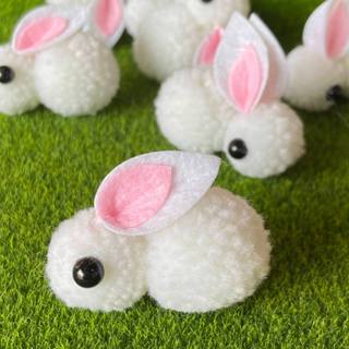 APLIQUE COELHO POMPOM PACOTE COM 5 UNIDADES em Oferta na Shopee