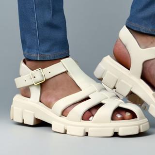 Sandália Feminina Fisherman - Sandalia Gladiadora Off White Tratorada