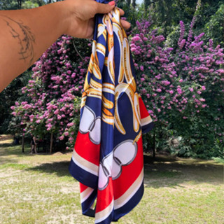 Lenço Cetim Bandana Cachecol Seda Colorido Echarpe Lenço para Praia 90x90 lenço grande em Oferta na Shopee
