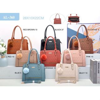 Bolsa Feminina Alça De Mão E Transversal Com Chaveiro Pompom em Oferta na Shopee